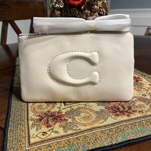 COACH Large Wristlet in Chalk & Silver Hardware